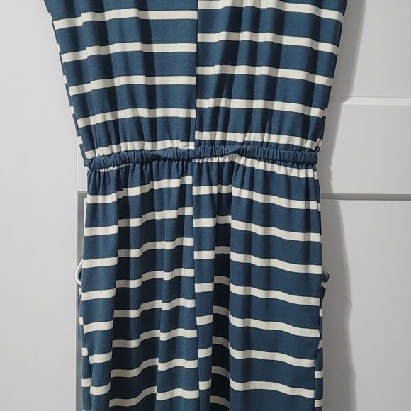 LuLaRoe Isla dress - Picture 3 of 4